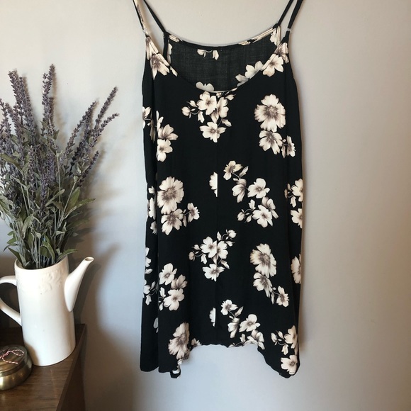 Floral flowy sun dress - Picture 3 of 4
